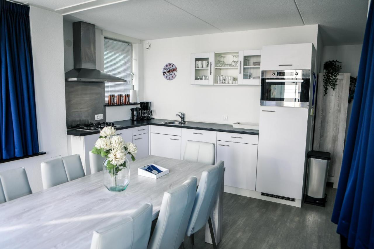 Ferienhaus Met Uitzicht *